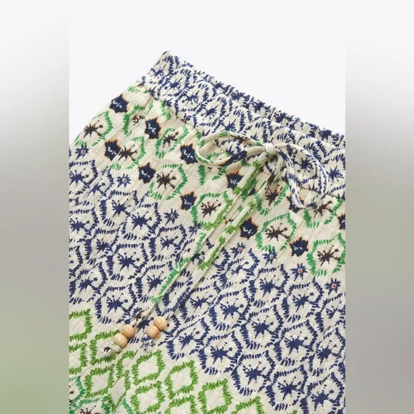 Zara elastic waist printed shorts